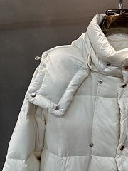 Moncler SERFANTO Down Jacket In White - 3