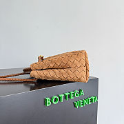 Bottega Veneta Small Andiamo suede top-handle bag amber - 4