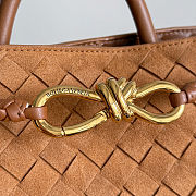 Bottega Veneta Small Andiamo suede top-handle bag amber - 2