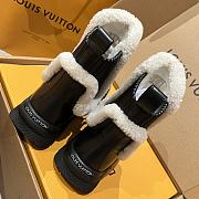 Louis Vuitton V Winter runway-style wool Chelsea and ankle boots black - 2