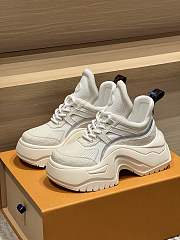 Louis Vuitton Thick-soled height-increasing sneakers 04 - 1