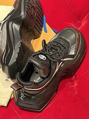 Louis Vuitton Thick-soled height-increasing sneakers 02 - 5