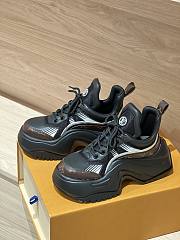 Louis Vuitton Thick-soled height-increasing sneakers 02 - 2