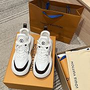 Louis Vuitton Thick-soled height-increasing sneakers 01 - 5