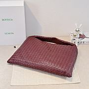 Bottega Veneta Large Hop Intrecciato suede shoulder bag burgundy - 6