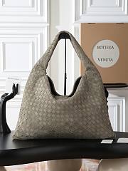 Bottega Veneta Large Hop Intrecciato suede shoulder bag Cypress - 1