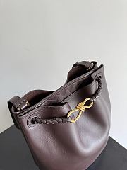 Bottega Veneta Andiamo Bucket bag in silky calf leather Fondant - 4