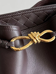 Bottega Veneta Andiamo Bucket bag in silky calf leather Fondant - 2