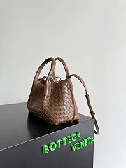Bottega Veneta Small Pinacoteca silky calfskin tote bag Nocciola/amber - 6