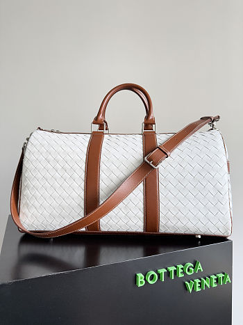 Bottega Veneta Medium Intrecciato Duffle Bag In White
