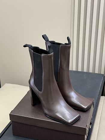 Alaia ankle boots 05