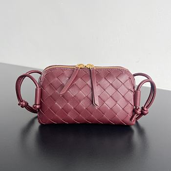 Bottega Veneta Concert Pouch Intrecciato nappa leather Barolo