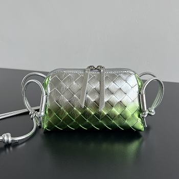 Bottega Veneta Concert Pouch Intrecciato lamina leather Silver/Fresh Mint