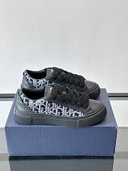 Dior B33 Sneakers offers a fresh 04 - 1
