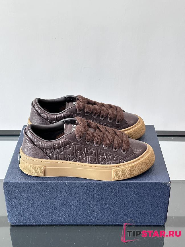Dior B33 Sneakers offers a fresh 03 - 1
