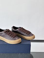 Dior B33 Sneakers offers a fresh 03 - 2