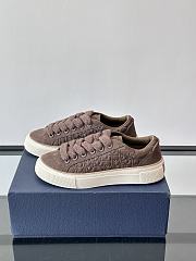 Dior B33 Sneakers offers a fresh 01 - 1