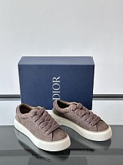 Dior B33 Sneakers offers a fresh 01 - 5