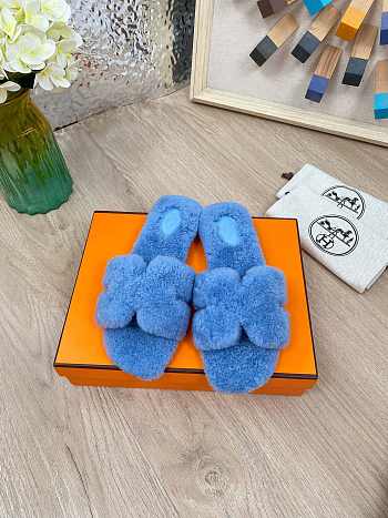 Hermes Furry Flat Slippers 09