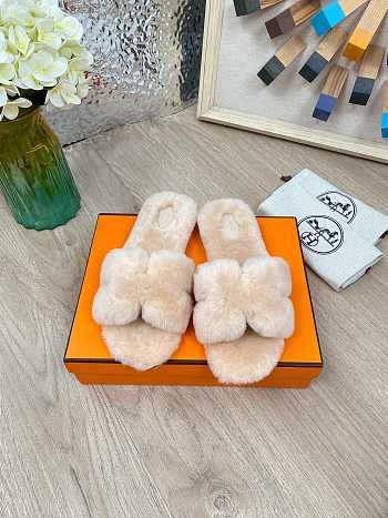 Hermes Furry Flat Slippers 07