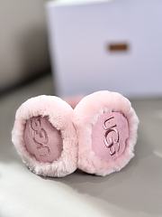 UGG Embroidery Earmuff 02 - 2