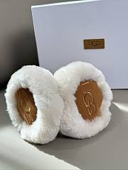 UGG Embroidery Earmuff 01 - 2