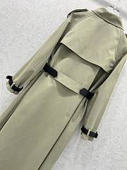 Dior trench coat features a lapel and belt 01 - 6