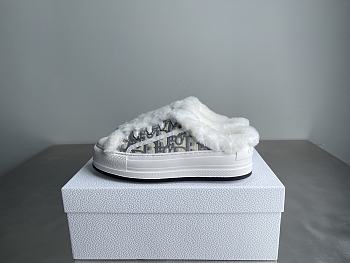 Dior Walk'n'Dior Lambskin Round Toe Platform Closed-Toe Slippers 01