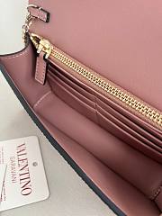 Valentino Garavani Rockstud Chain Wallet 07 - 2