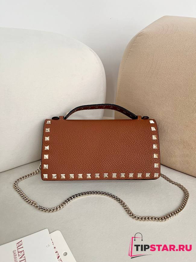 Valentino Garavani Rockstud Chain Wallet 06 - 1