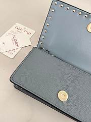 Valentino Garavani Rockstud Chain Wallet 05 - 6