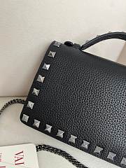 Valentino Garavani Rockstud Chain Wallet 04 - 6