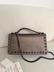 Valentino Garavani Rockstud Chain Wallet 03 - 2