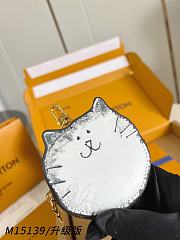 Louis Vuitton Kitty Coin Purse Travels With Grace Coddington - 4