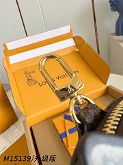 Louis Vuitton Kitty Coin Purse Travels With Grace Coddington - 2