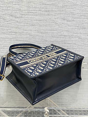 Dior Small Book Tote Blue Dior Oblique Embroidery - 4