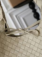 Bottega Veneta Campana intrecciato leather shoulder bag white - 4