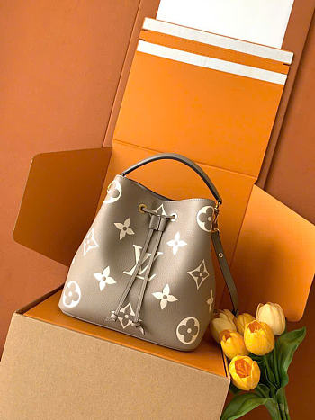 Louis Vuitton NeoNoe Monogram Empreinte Bucket Bag