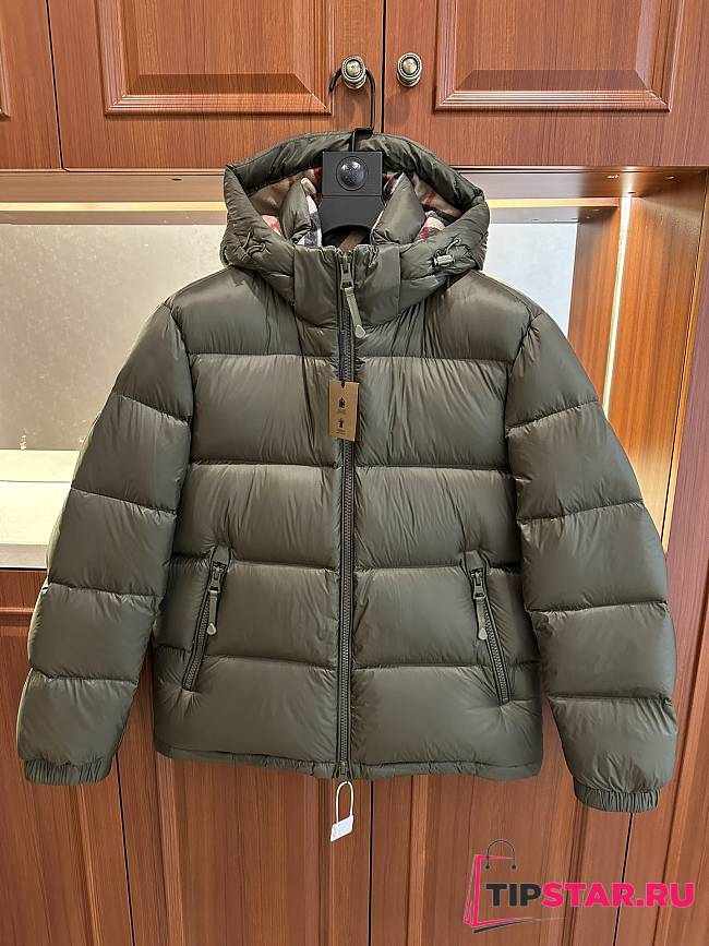 Burberry Stand-collar hooded down jacket green - 1