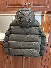 Burberry Stand-collar hooded down jacket green - 3