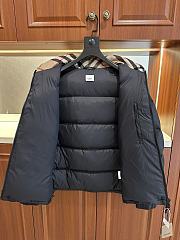 Burberry Stand-collar hooded down jacket black - 2
