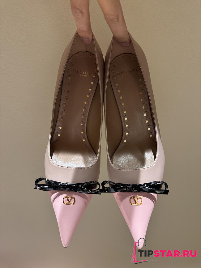 Valentino Garavani VLogo Signature High Heels In Pink - 1
