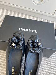Chanel Camellia Flat Shoes In Black - 6