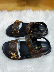 Louis Vuitton LV Sunset Flat Comfort Sandal 01 - 4