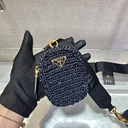 Prada Re-Edition 2005 crochet bag Black - 4
