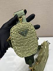 Prada Re-Edition 2005 crochet bag Olive Green - 4