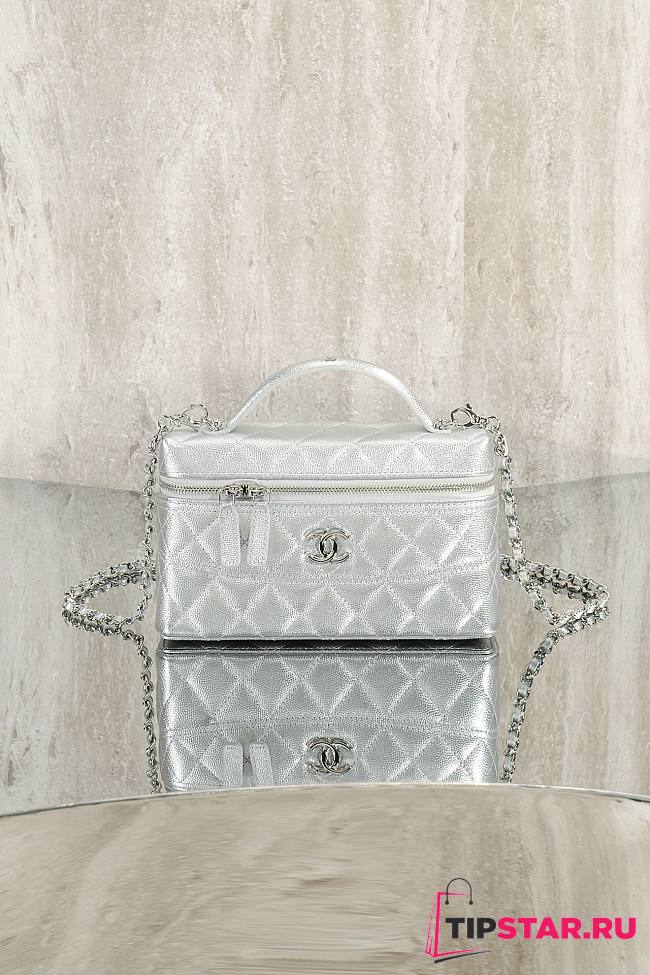 Chanel New Chain Handle Long Box Size 19.5x17x5 cm - 1