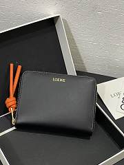 Loewe Zipped coin purse in shiny nappa calfskin black - 1
