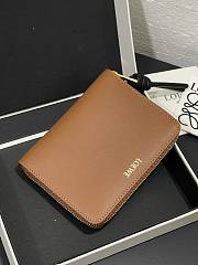 Loewe Zipped coin purse in shiny nappa calfskin brown - 2