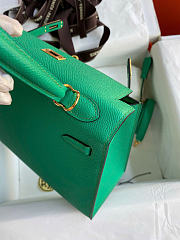 Hermes Kelly 28 in Cactus Epsom leather green - 6